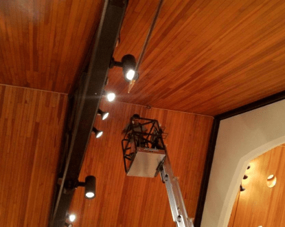 <p style="font-family: 'Poppins', sans-serif; font-weight: 700; font-size:24px;">LIGHT FIXTURE INSTALLATION</p>